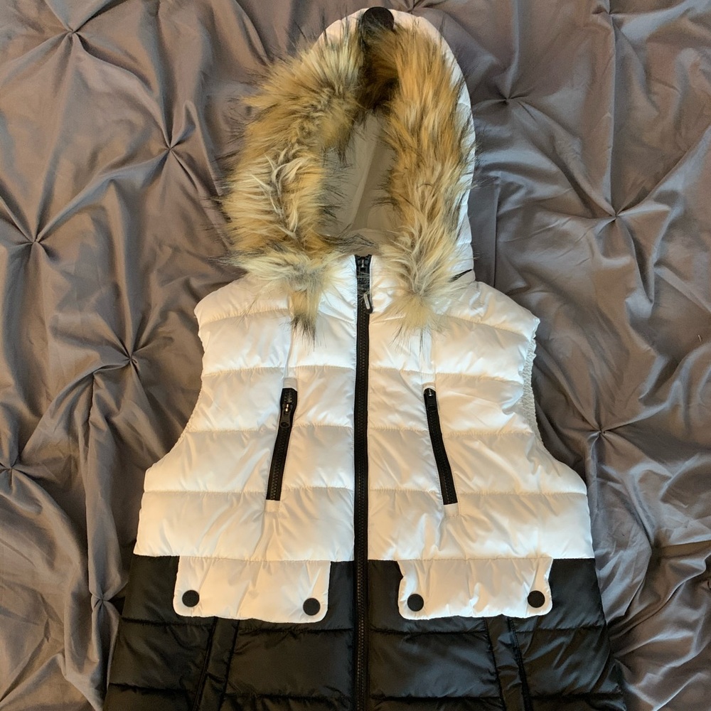 CALVIN KLEIN PERFORMANCE DETACHABLE HOODIE